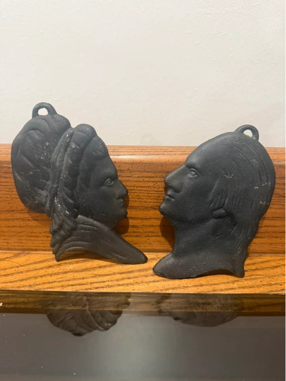Vintage Cast Iron George & Martha Washington Portrait Wall Plaques Pair